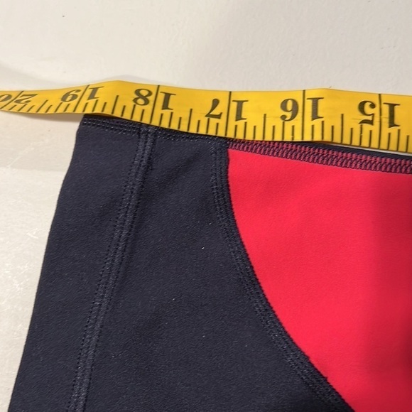 Athleta  COLOR BLOCK CROPPED LEGGING Yoga Pants Size large - Picture 8 of 11